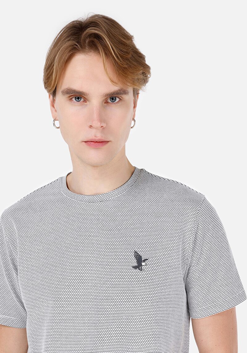 Показати інформацію про Футболка З Коротким Рукавом Чоловіча Біла  Cl1067720