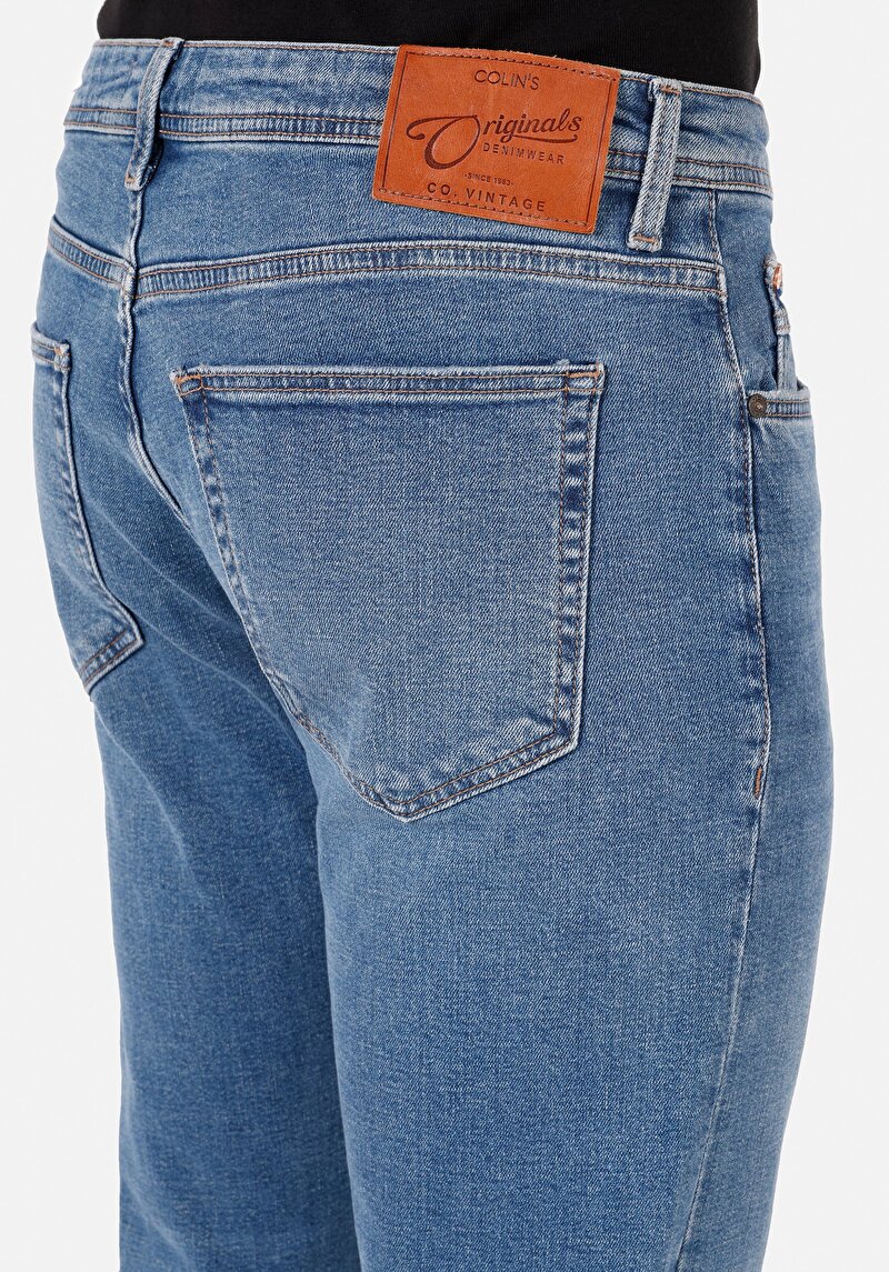 Показати інформацію про 045 David Джинси Чоловічі  Класичного Крою Cl1070573