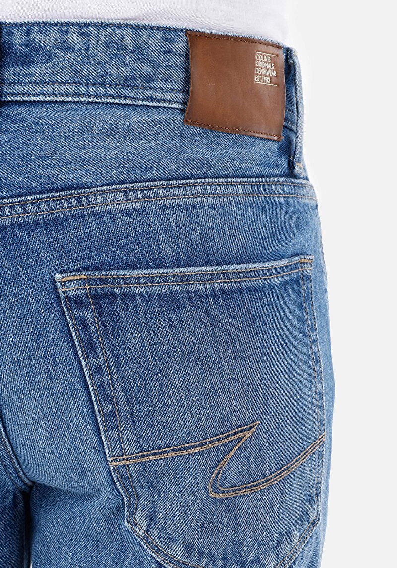 Показати інформацію про 045 David Джинси Чоловічі Блакитні Класичного Крою Cl1068668