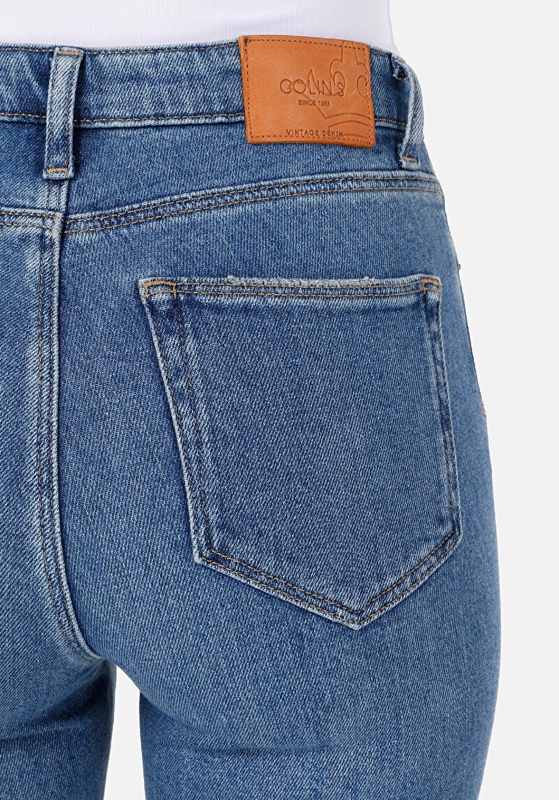 Показати інформацію про 703 Carla Джинси Жіночі Блакитні Вузького Крою Cl1068679