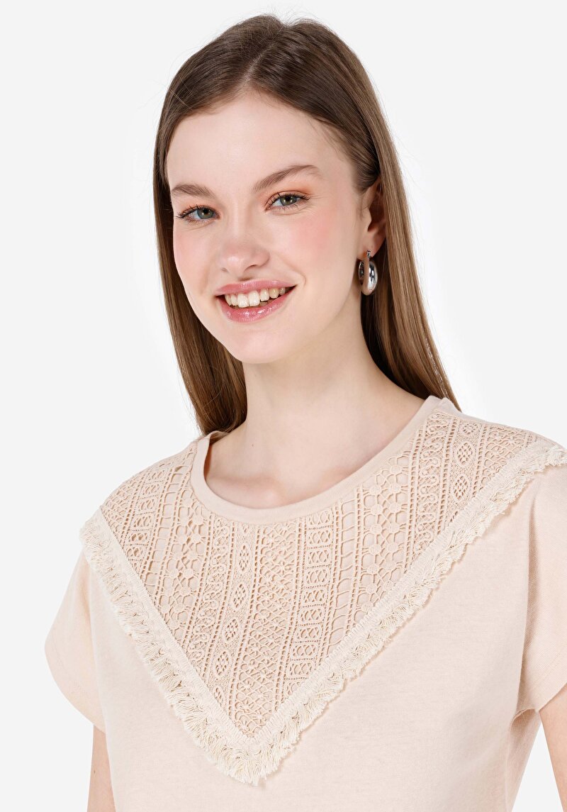 Показати інформацію про Футболка З Коротким Рукавом Жіноча Бежева  Cl1067953