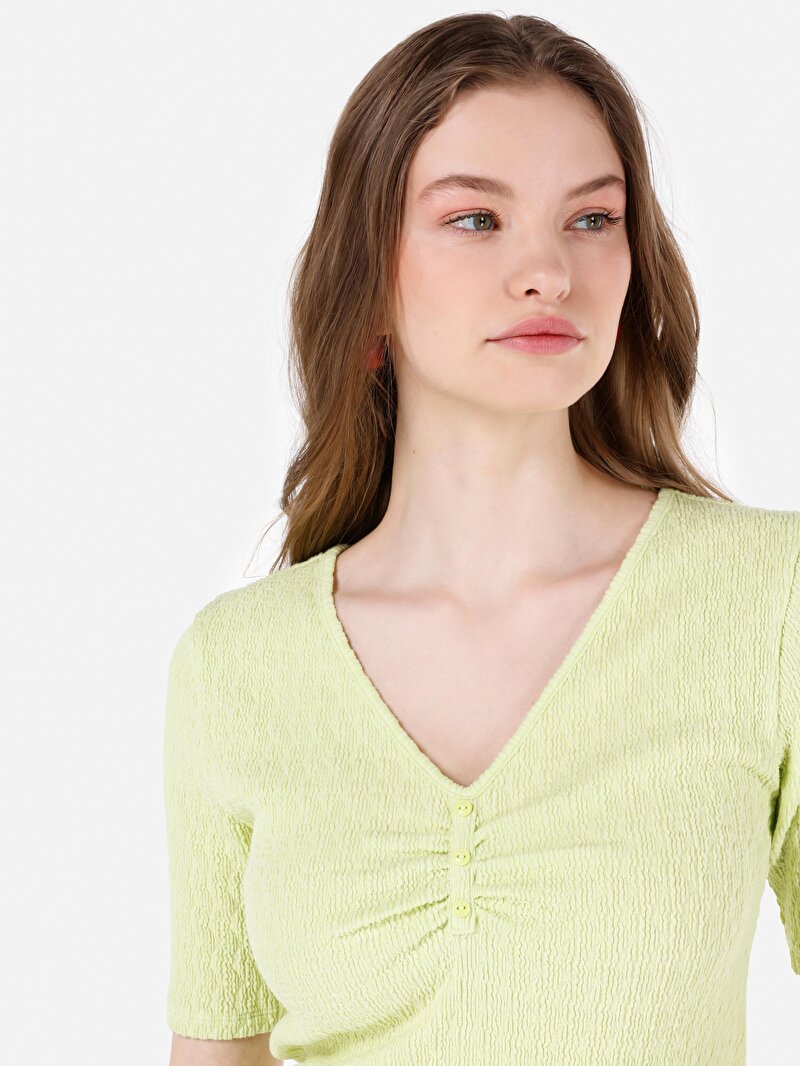 Показати інформацію про Футболка З Коротким Рукавом Жіноча Зелена  Cl1067968