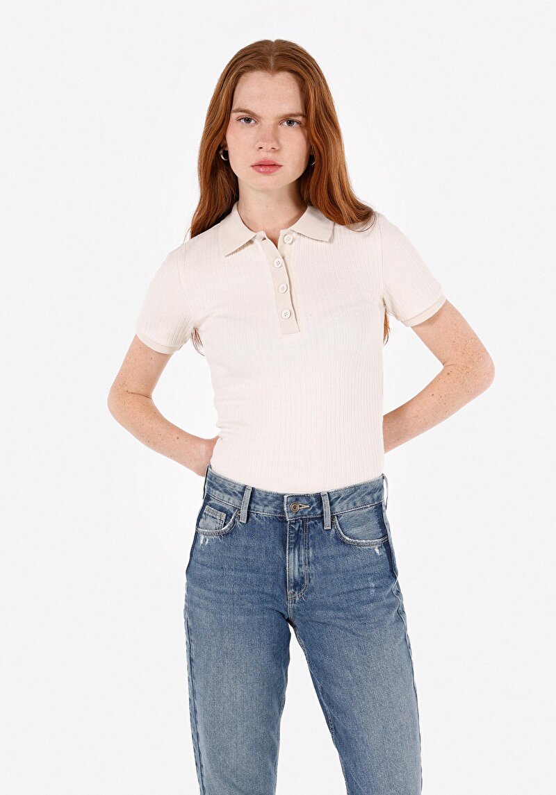 Зображення Поло З Коротким Рукавом Жіноче Бежеве  Cl1072524