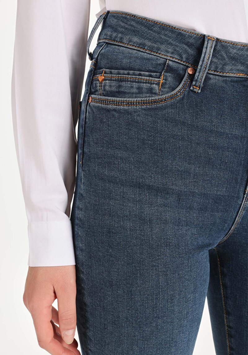 Показати інформацію про 703 Carla Джинси Жіночі Блакитні Вузького Крою Cl1065299