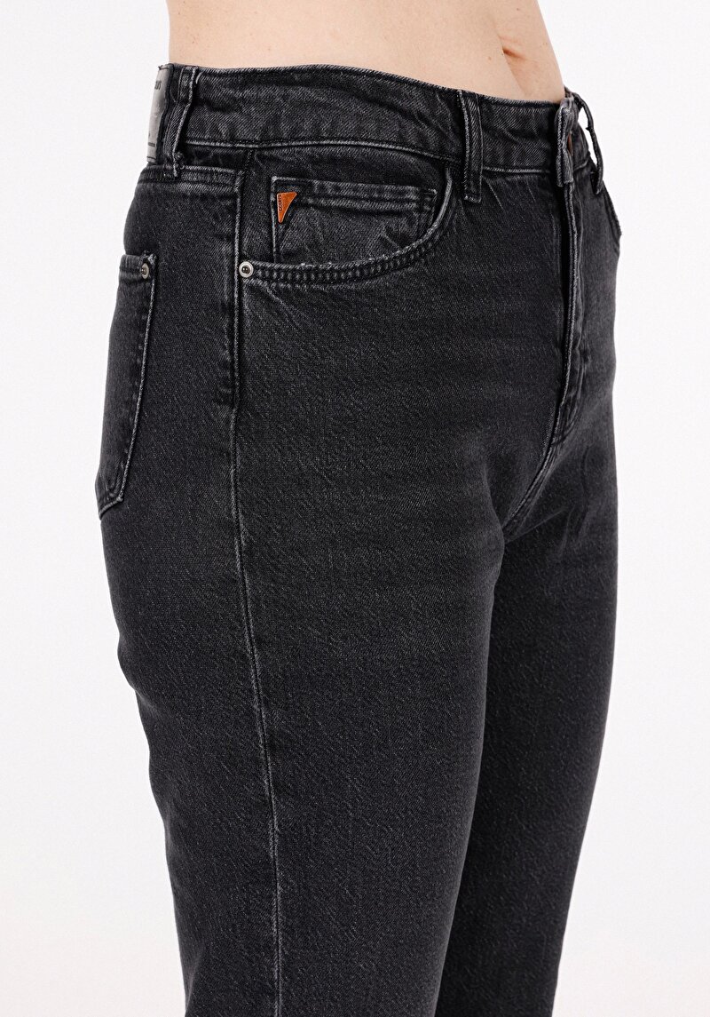 Показати інформацію про 792 Mila Джинси Жіночі Чорні Класичного Крою Cl1071502