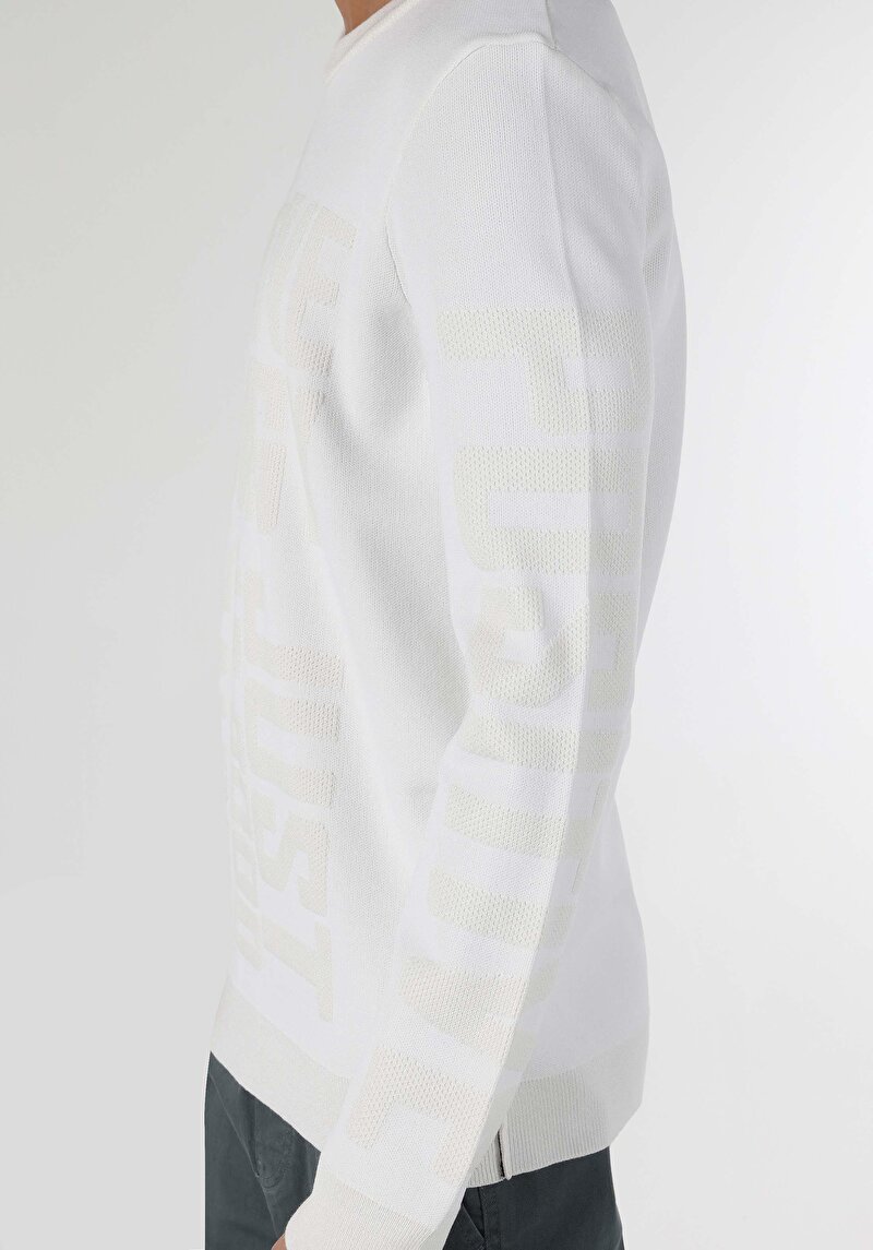 Показати інформацію про Светр Чоловічий Білий  Cl1062328