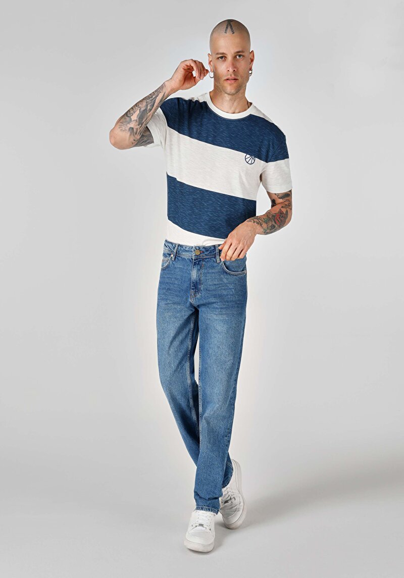 Показати інформацію про 045 David Джинси Чоловічі Блакитні Класичного Крою Cl1062415