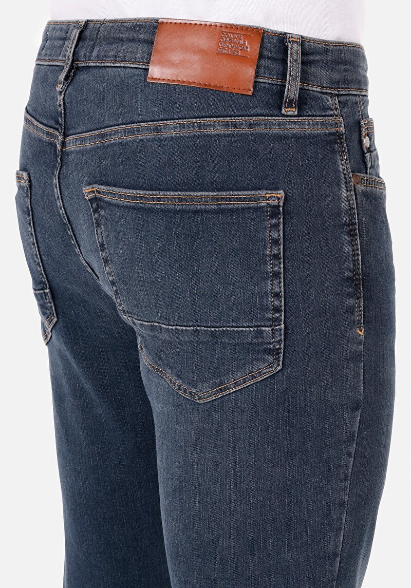 Показати інформацію про 035 Ryan Джинси Чоловічі Блакитні  Cl1071221