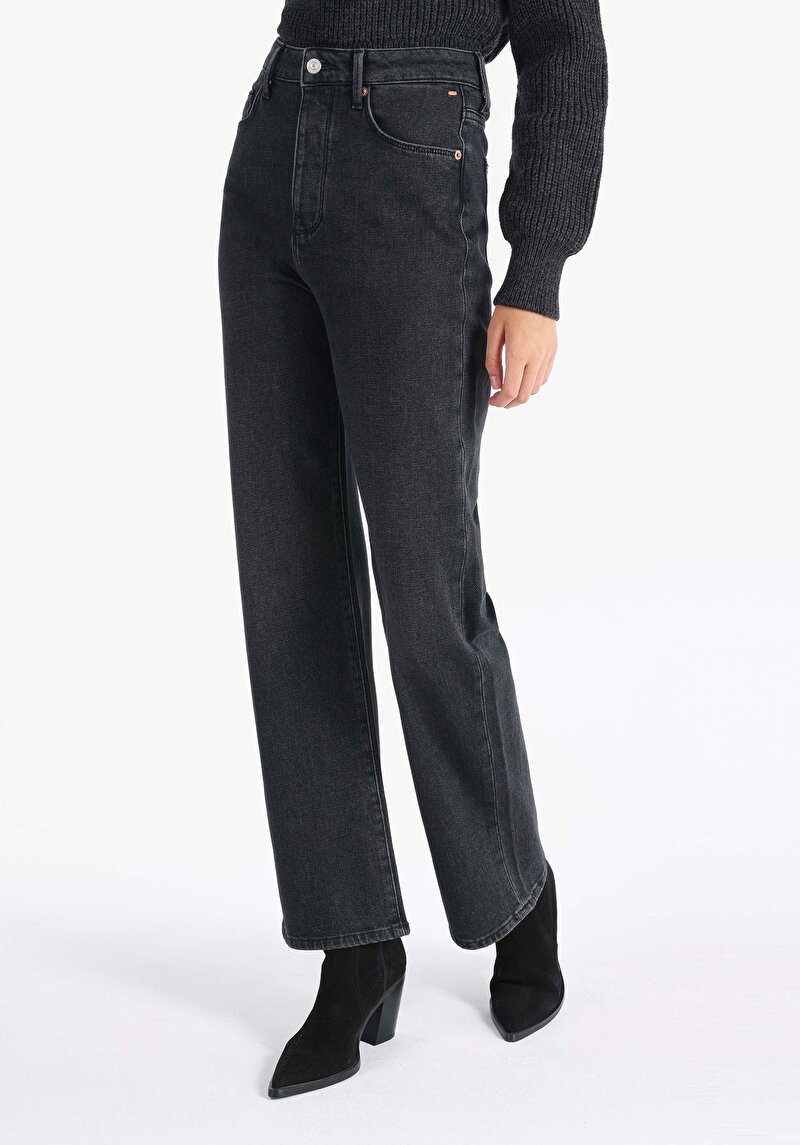 Зображення 900 Laris Джинси Жіночі Чорні Класичного Крою Cl1065455