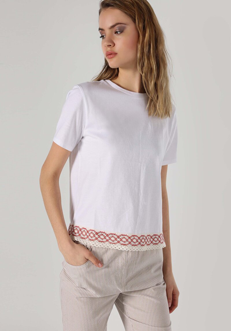 Зображення Футболка З Коротким Рукавом Жіноча Біла  Cl1062571