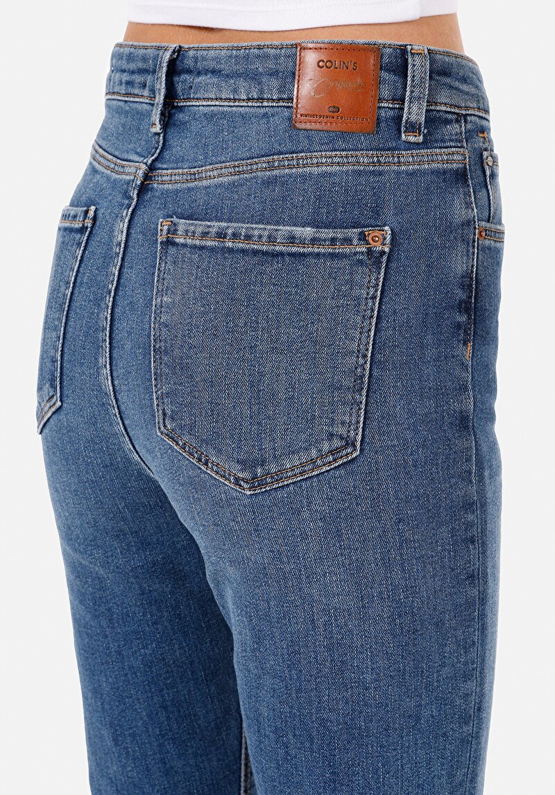 Показати інформацію про 791 Monica Джинси Жіночі Блакитні Класичного Крою Cl1071677