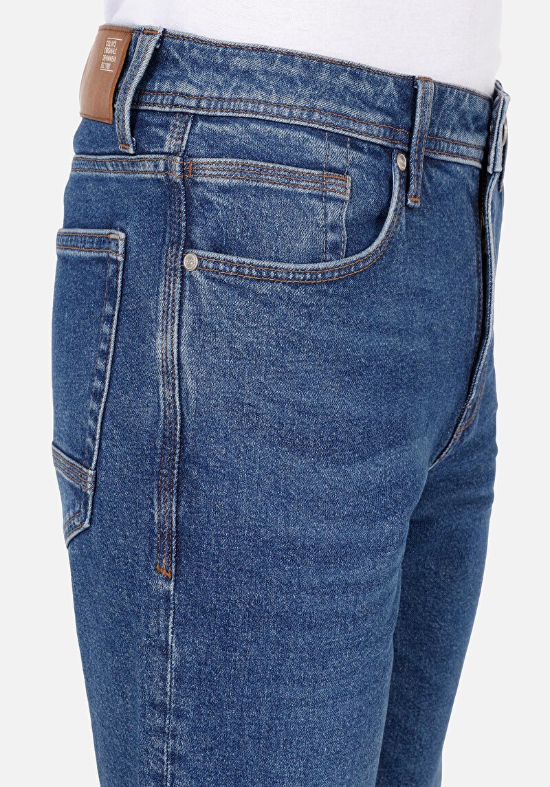 Показати інформацію про 045 David Джинси Чоловічі Блакитні Класичного Крою Cl1071293