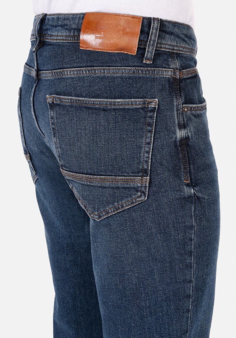 Показати інформацію про 045 David Джинси Чоловічі Блакитні Класичного Крою Cl1071297