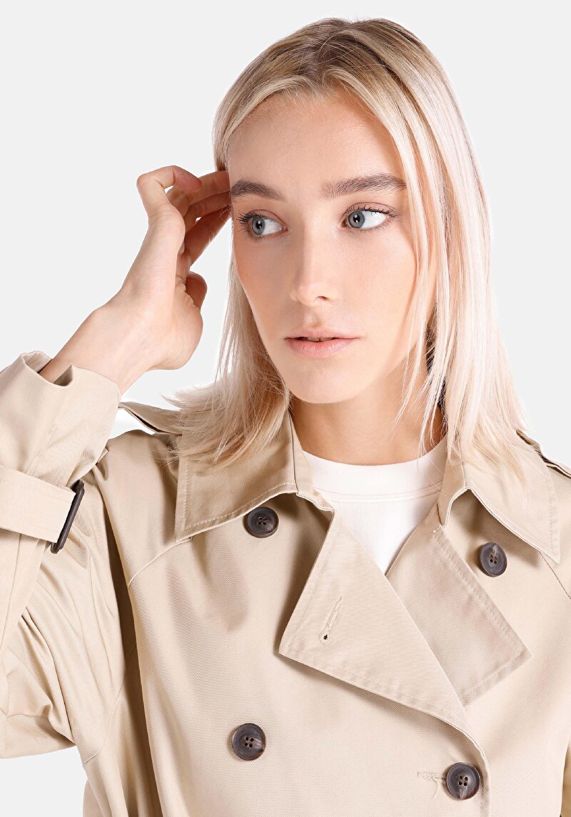 Показати інформацію про Куртка Жіноча Бежева  Cl1065630