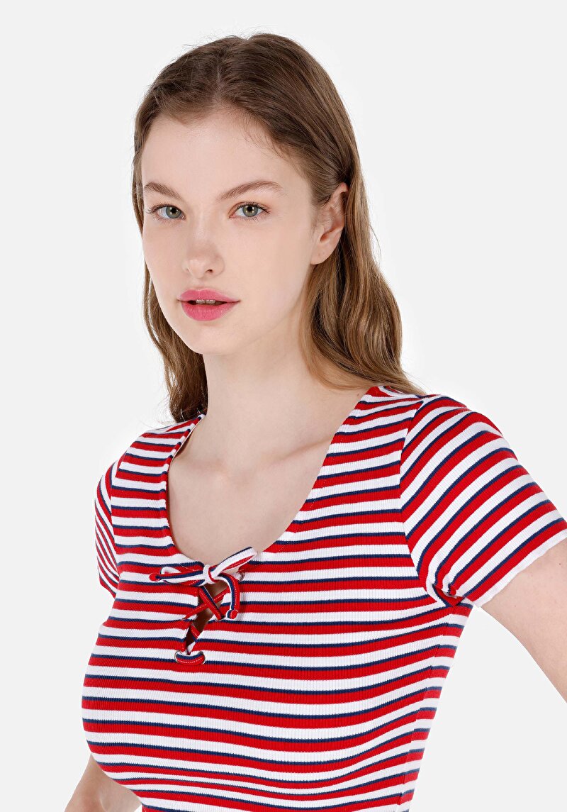 Показати інформацію про Футболка З Коротким Рукавом Жіноча Червона  Cl1069122