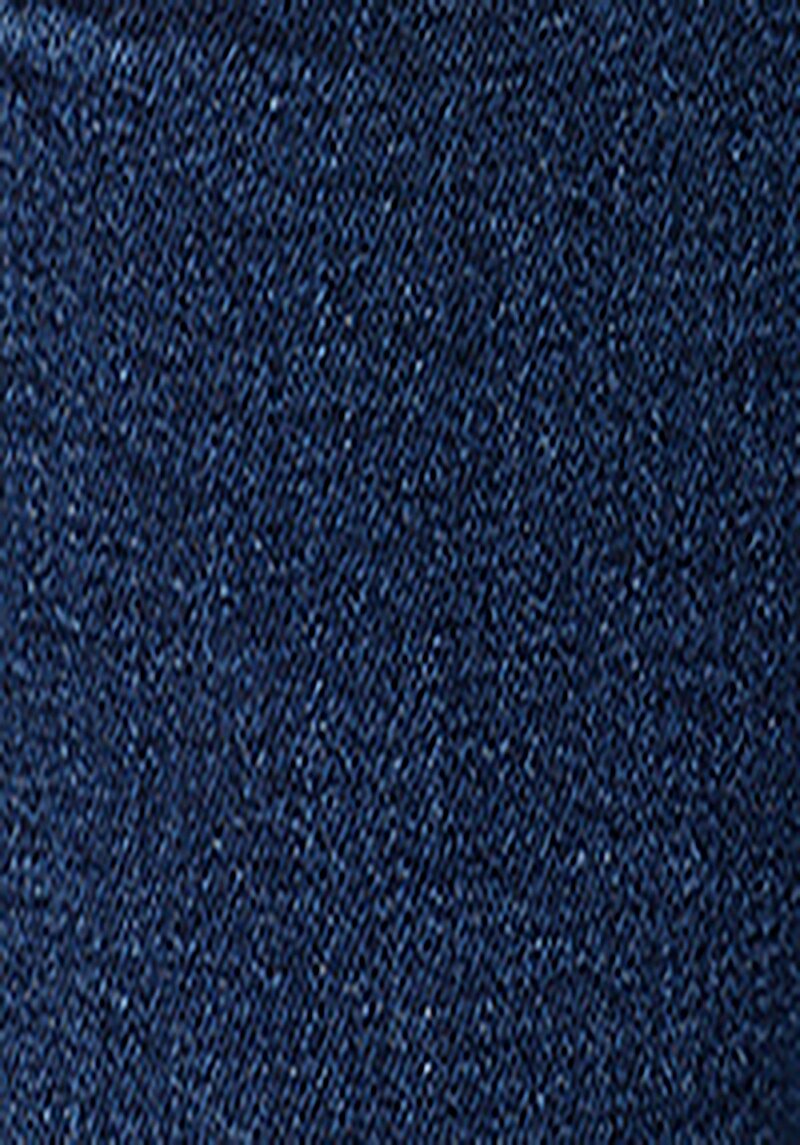 Показати інформацію про 045 David Джинси Чоловічі  Класичного Крою Cl1067259