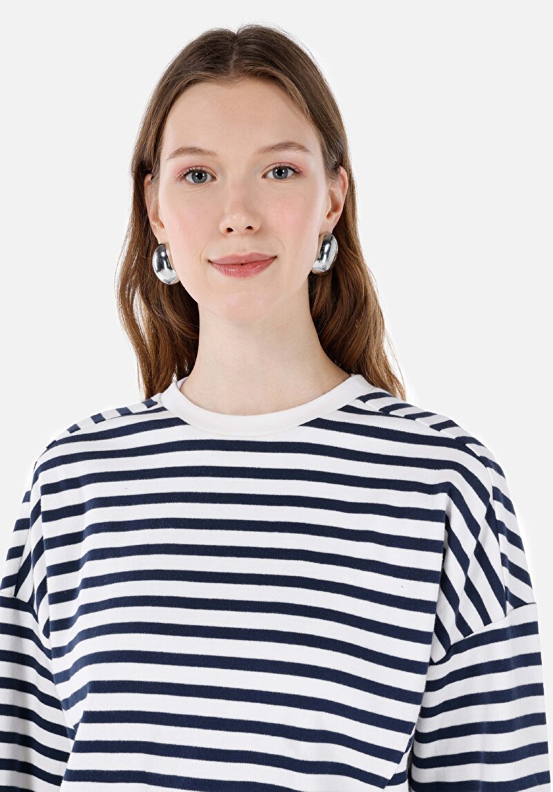 Зображення Футболка З Довгим Рукавом Жіноча Біла  Cl1067271