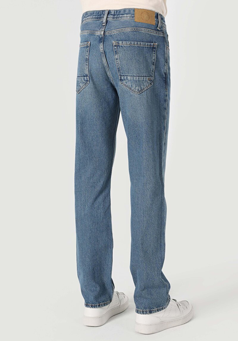 Показати інформацію про 045 David Джинси Чоловічі Блакитні Класичного Крою Cl1063528