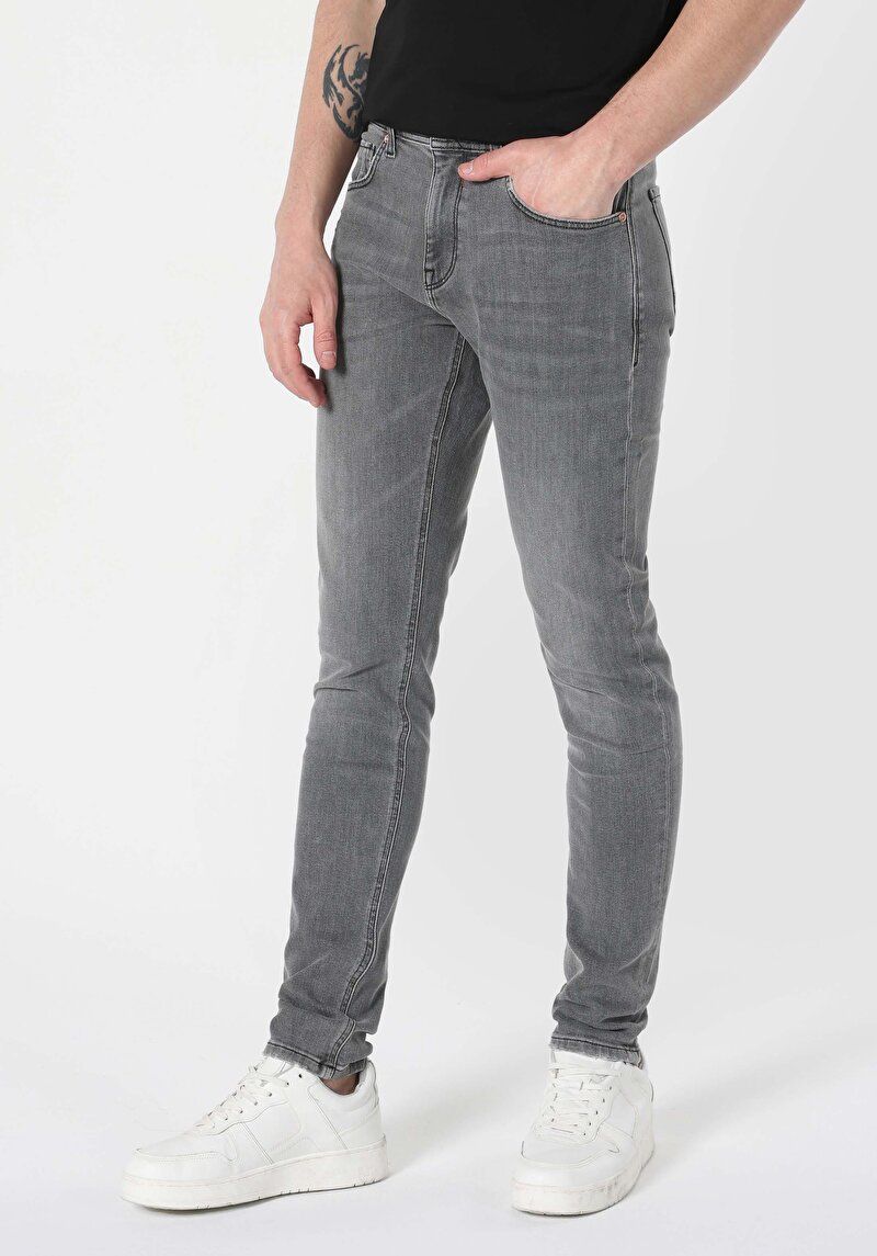 Показати інформацію про 041 Danny Джинси Чоловічі Сірі Вузького Крою Cl1063569