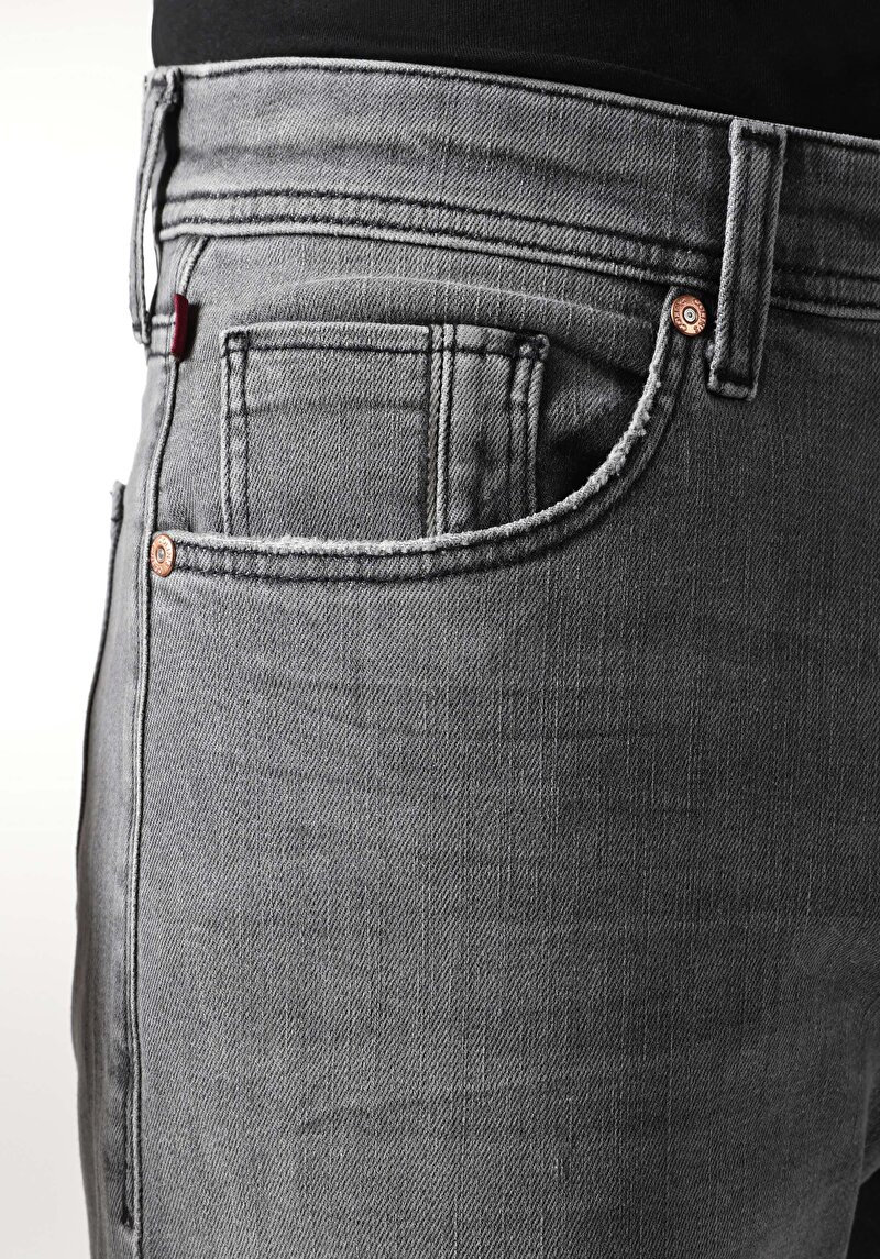 Показати інформацію про 041 Danny Джинси Чоловічі Сірі Вузького Крою Cl1063569