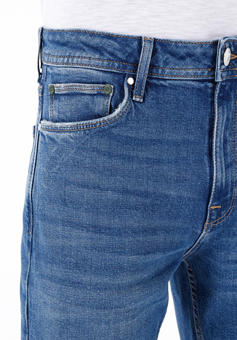 Показати інформацію про 045 David Джинси Чоловічі Блакитні Класичного Крою Cl1067405