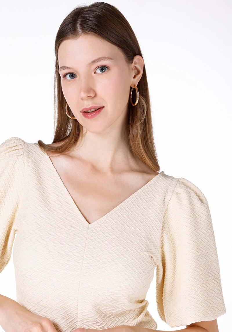 Показати інформацію про Футболка З Коротким Рукавом Жіноча Бежева  Cl1067439