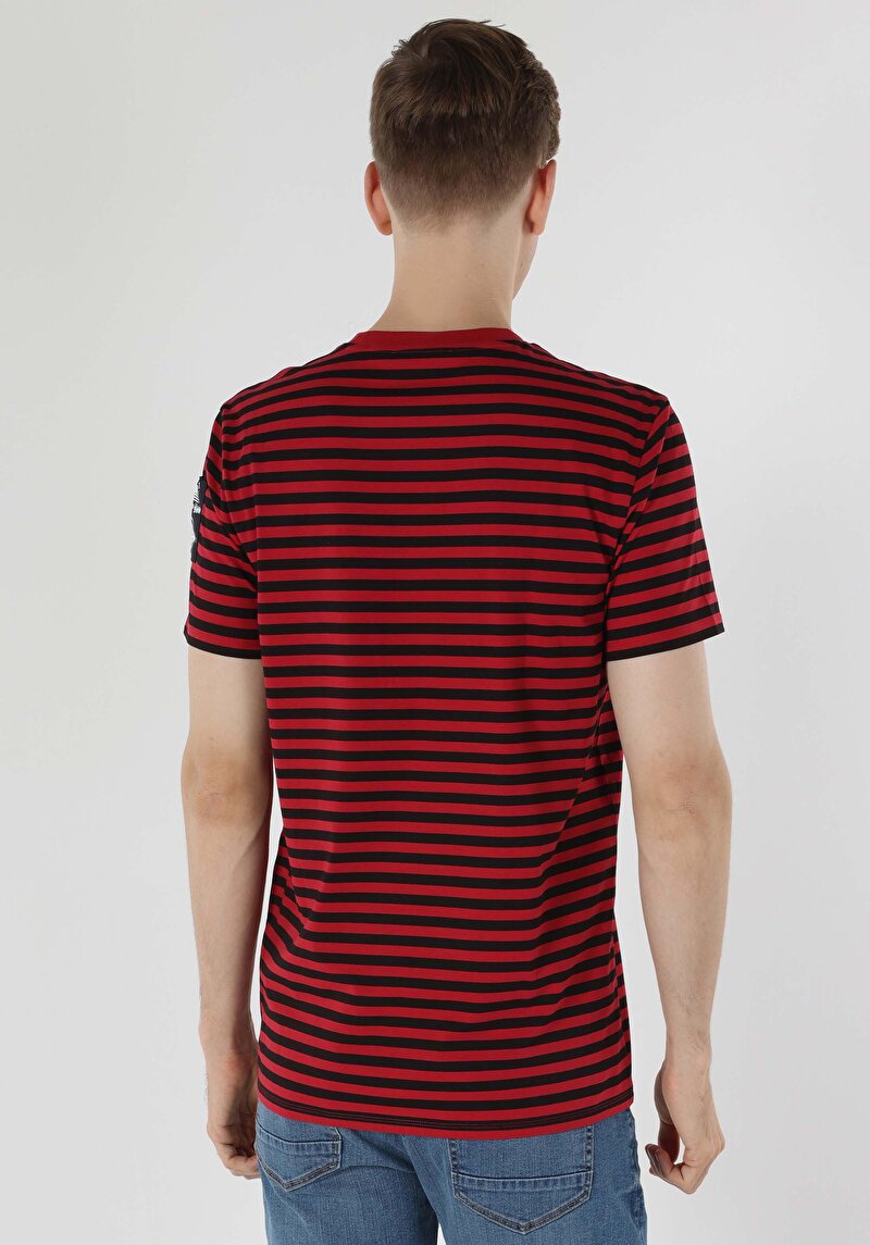 Показати інформацію про Футболка З Коротким Рукавом Чоловіча Червона  Cl1063621