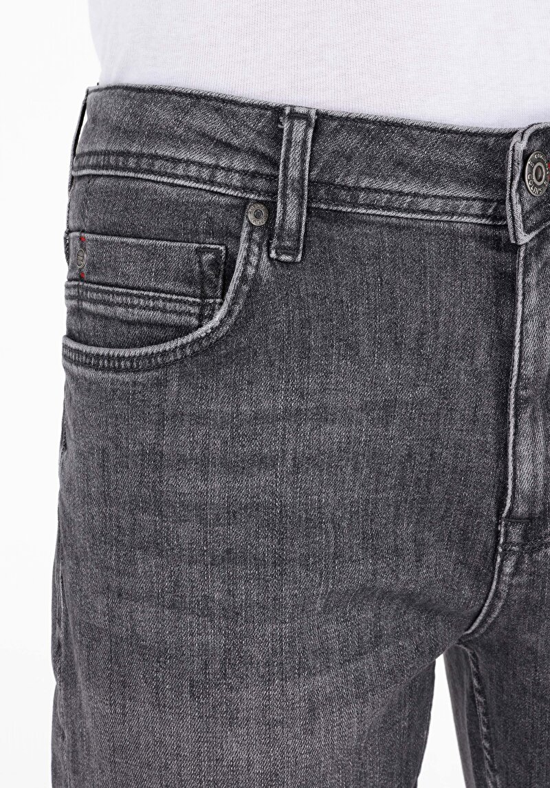 Показати інформацію про 045 David Джинси Чоловічі Чорні Класичного Крою Cl1069473