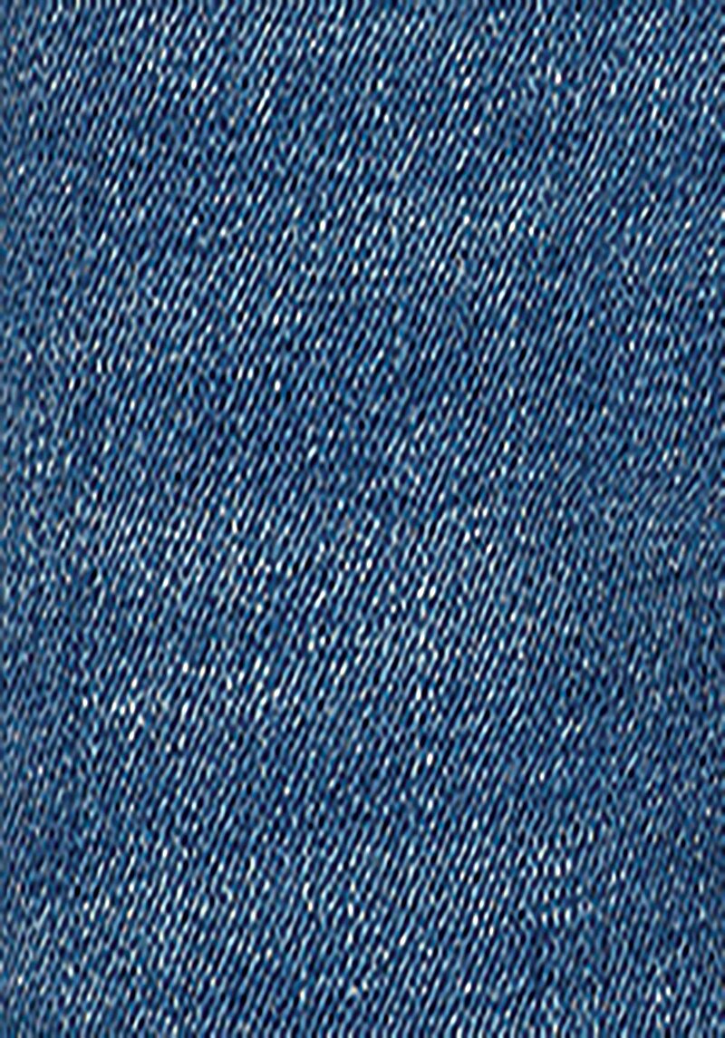 Показати інформацію про 044 Karl Шорти Чоловічі   Cl1069524