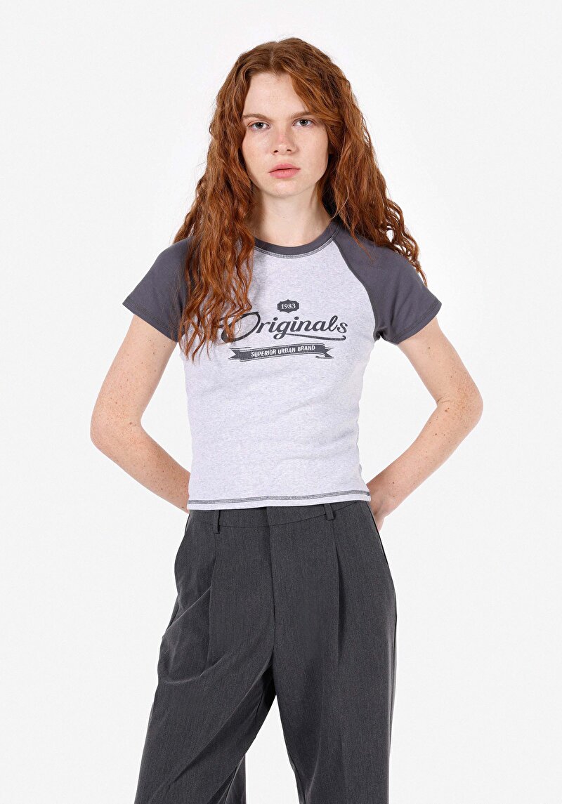 Зображення Футболка З Коротким Рукавом Жіноча Сіра  Cl1072728