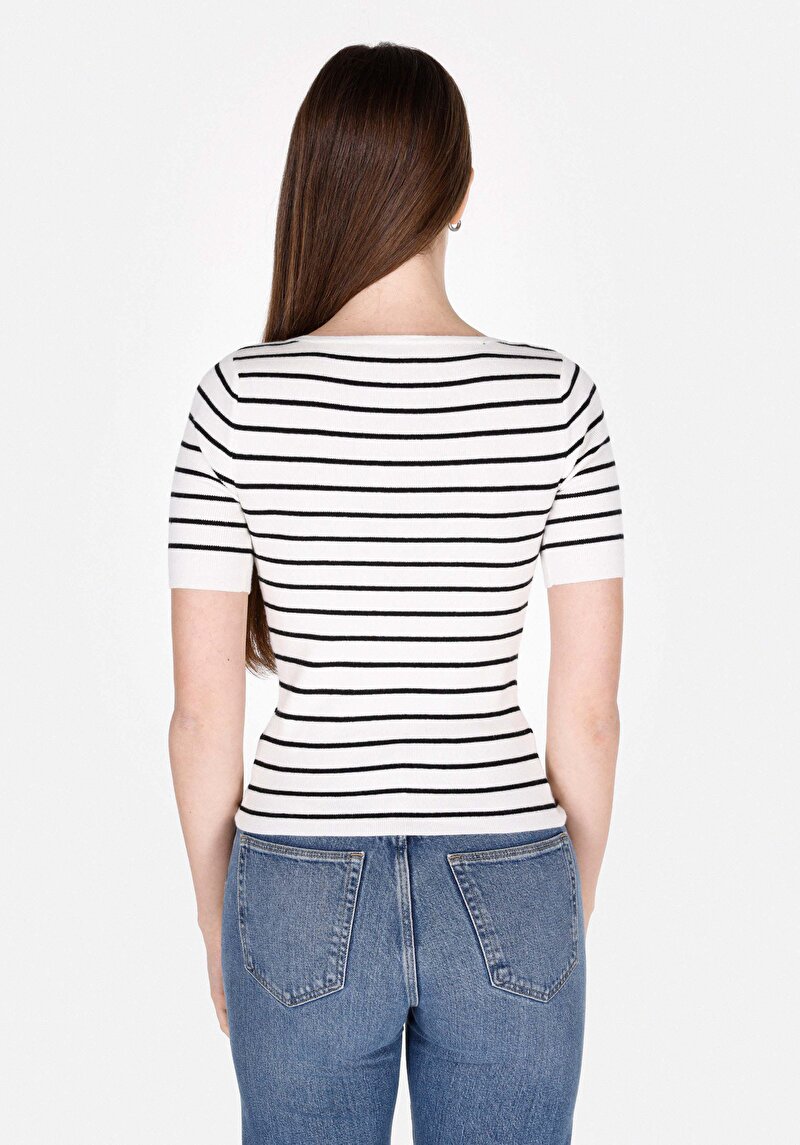 Показати інформацію про Светр Із Коротким Рукавом Жіночий Білий  Cl1073126