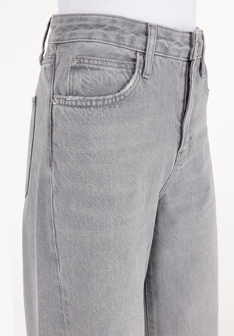 Показати інформацію про 970 Berry Джинси Жіночі Сірі Класичного Крою Cl1072703