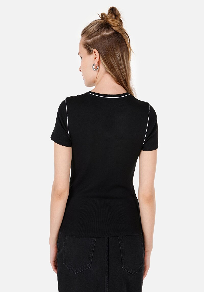 Показати інформацію про Футболка З Коротким Рукавом Жіноча Чорна  Cl1072768