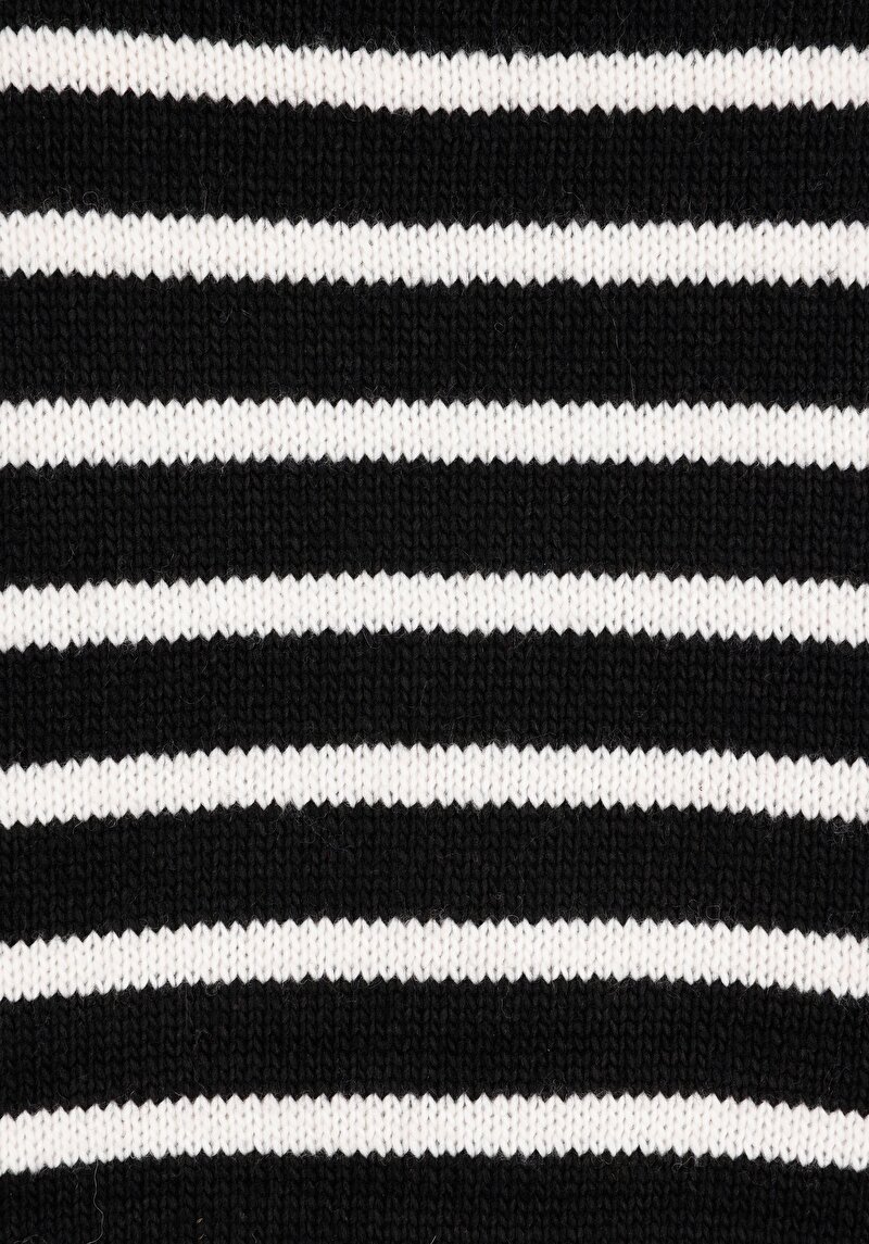 Показати інформацію про Светр Жіночий Чорний  Cl1071139