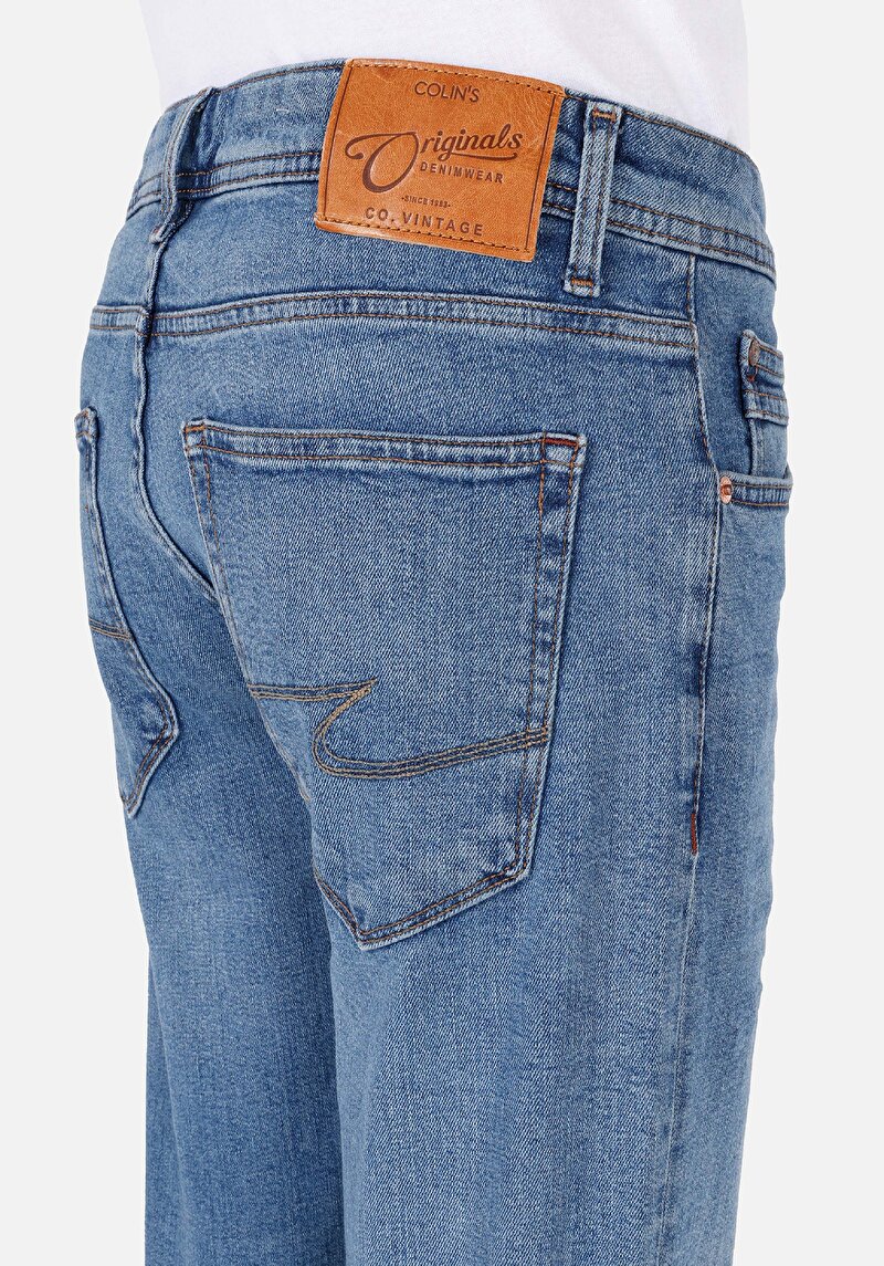 Показати інформацію про 045 David Джинси Чоловічі Блакитні Класичного Крою Cl1071296