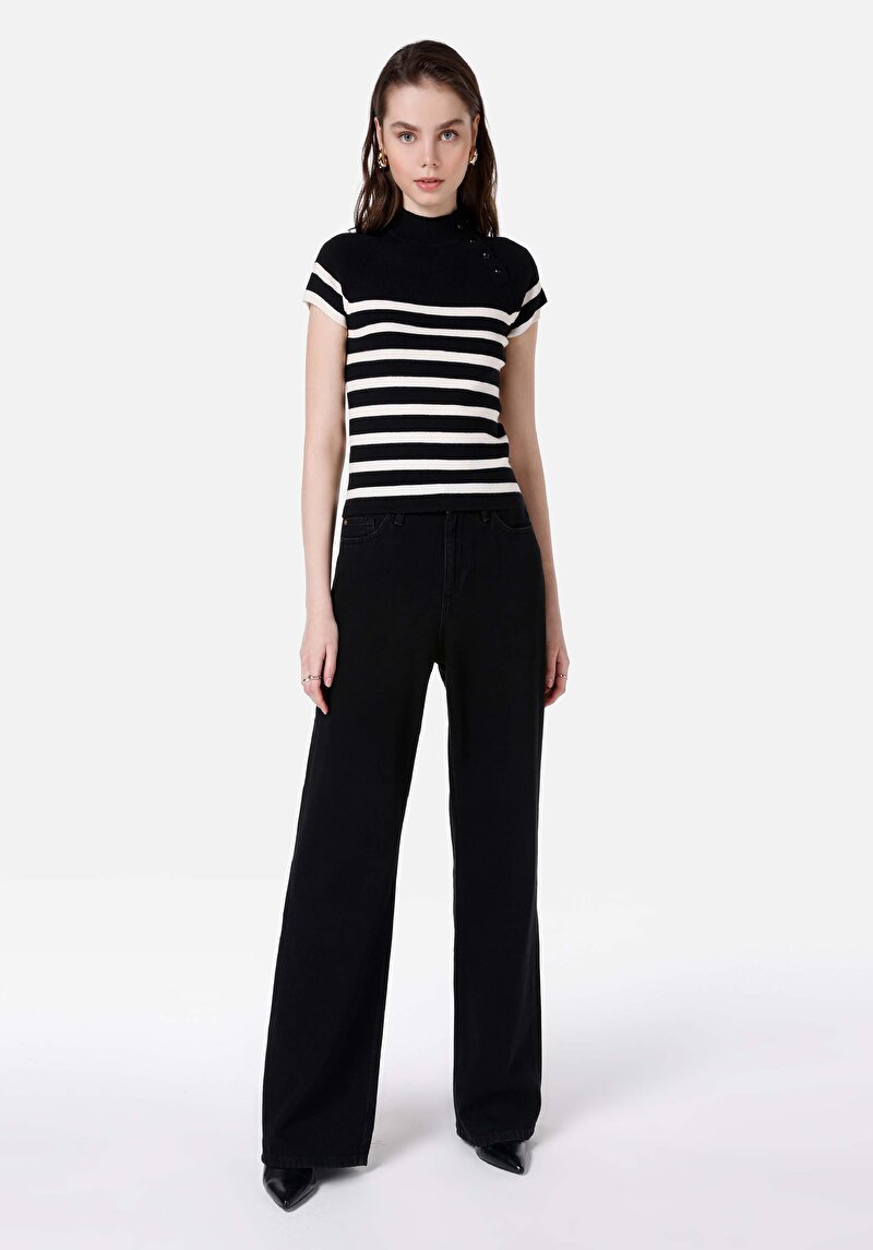 Показати інформацію про Светр Із Коротким Рукавом Жіночий Чорний  Cl1067371