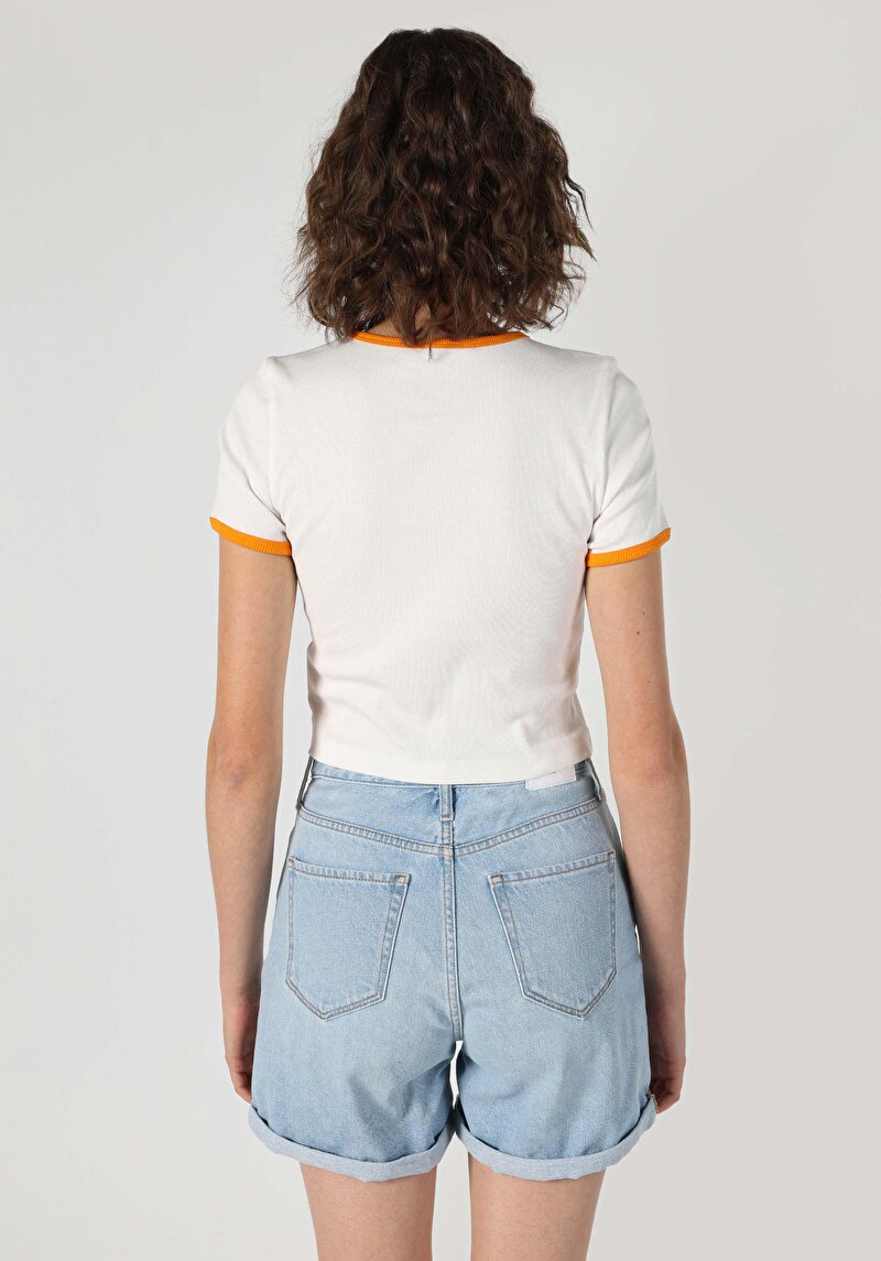 Показати інформацію про Футболка З Коротким Рукавом Жіноча Біла  Cl1064267