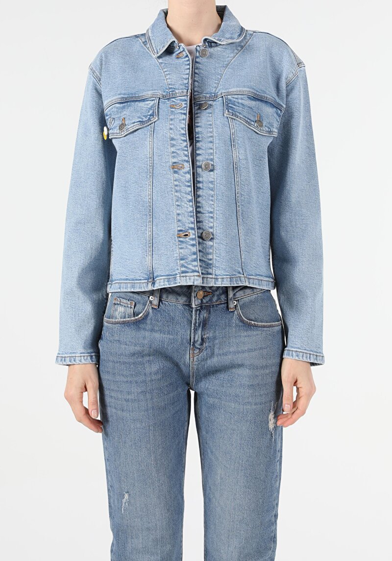 Показати інформацію про Джинсова Куртка Жіноча Блакитна Класичного Крою CL1054658