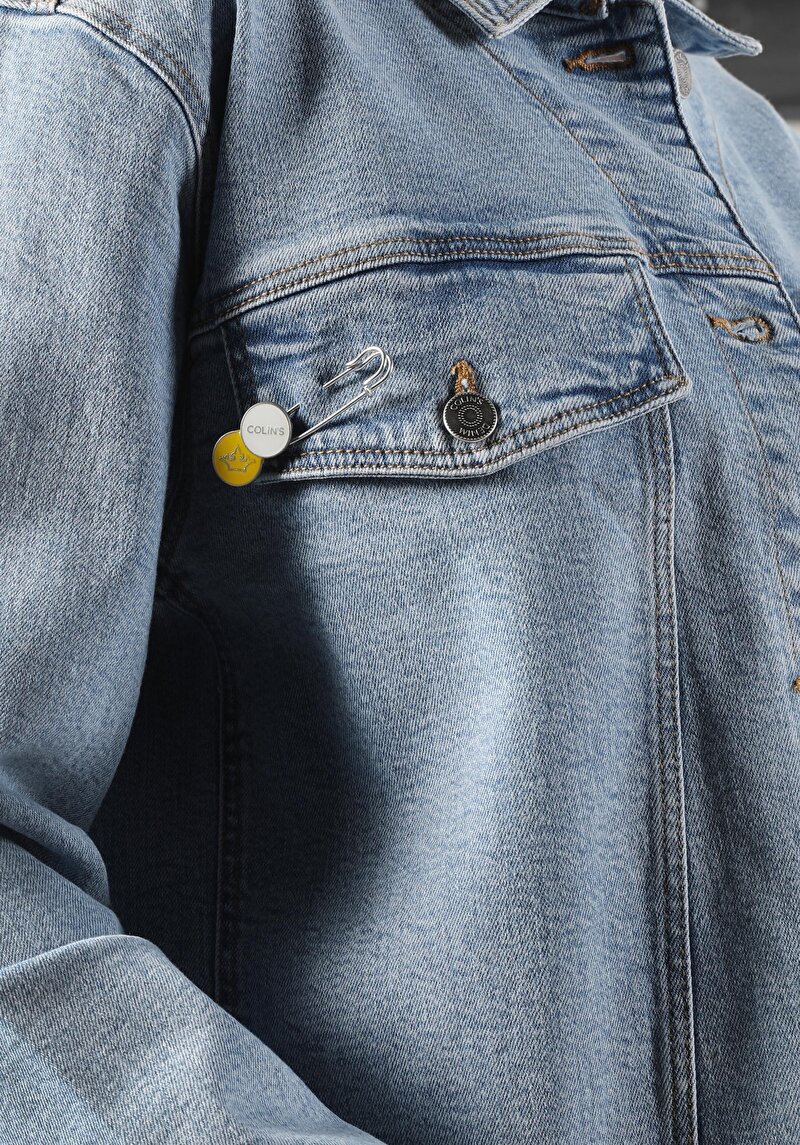 Показати інформацію про Джинсова Куртка Жіноча Блакитна Класичного Крою CL1054658