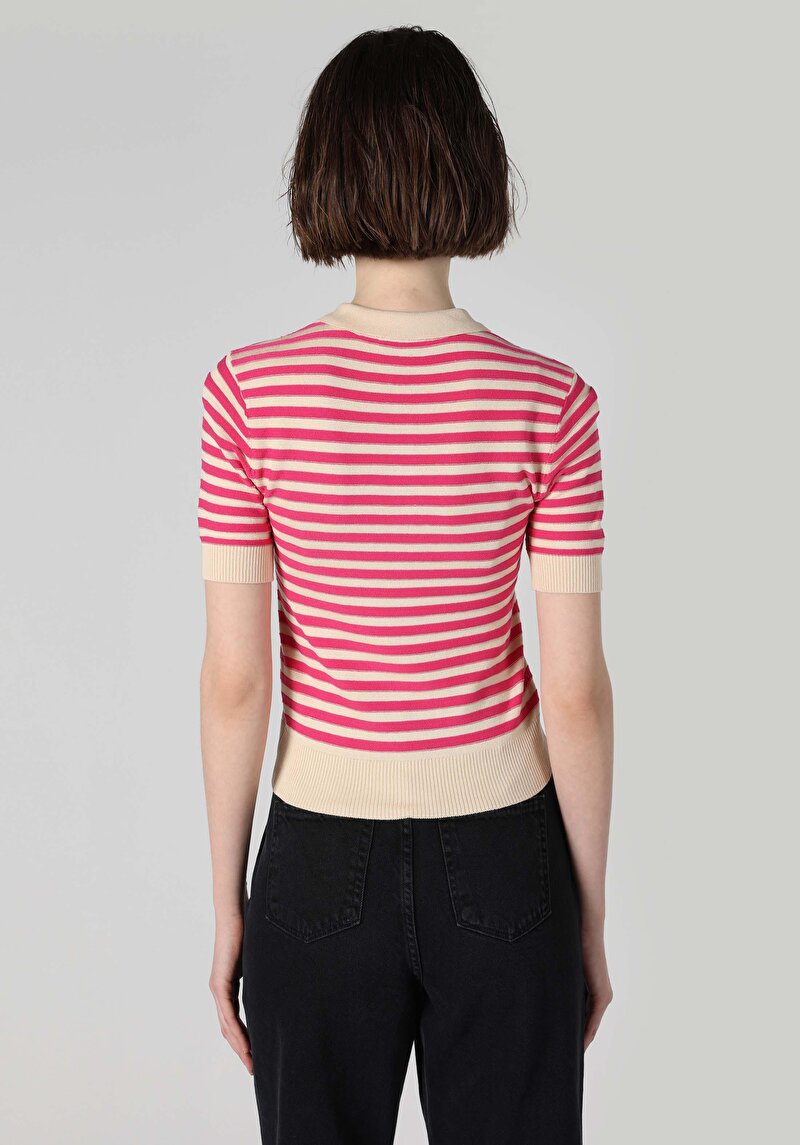 Показати інформацію про Футболка З Коротким Рукавом Жіноча Рожева  Cl1062909