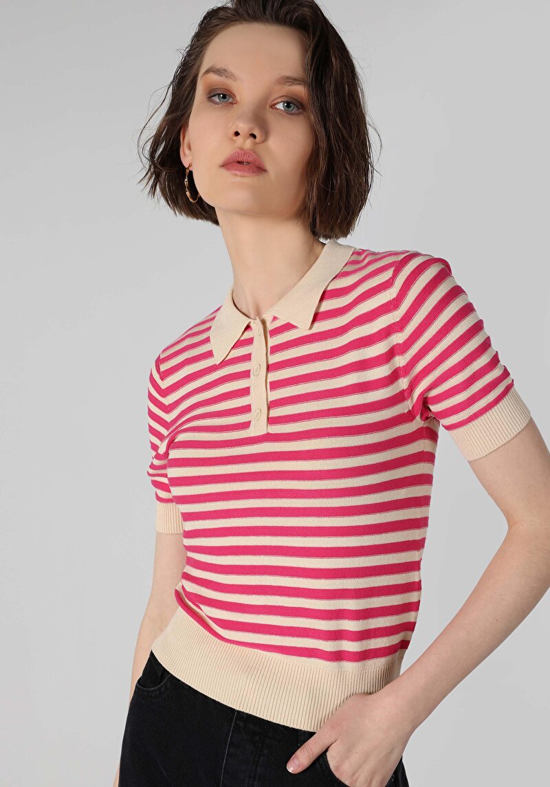 Показати інформацію про Футболка З Коротким Рукавом Жіноча Рожева  Cl1062909