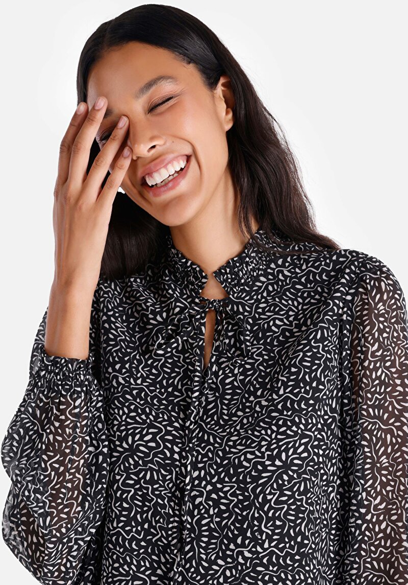 Показати інформацію про Сорочка З Довгим Рукавом Жіноча Чорна  Cl1065867