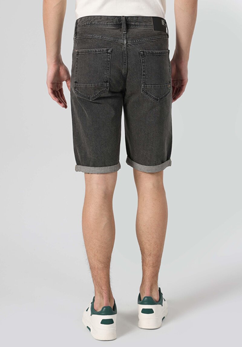 Показати інформацію про 045 David Шорти Чоловічі Сірі  Cl1063592