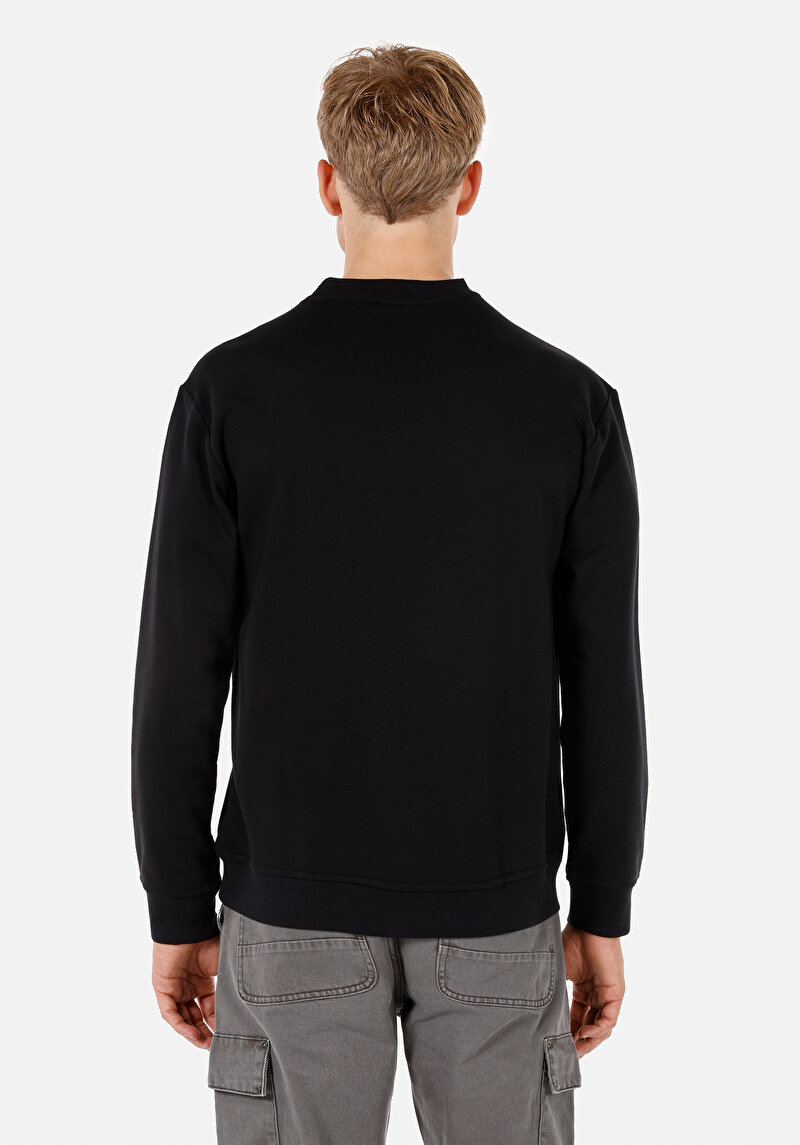 Показати інформацію про Футболка З Довгим Рукавом Чоловіча Чорна  Cl1071351