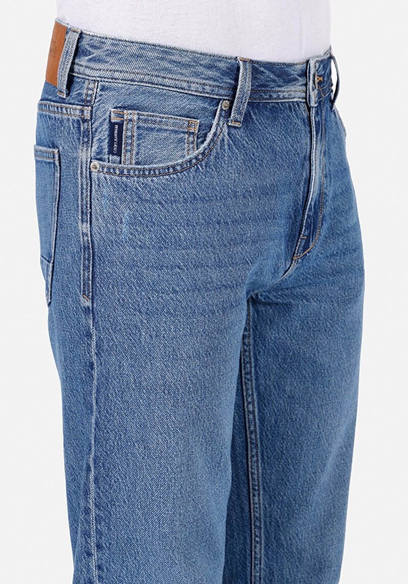 Показати інформацію про 045 David Джинси Чоловічі Блакитні Класичного Крою Cl1073037