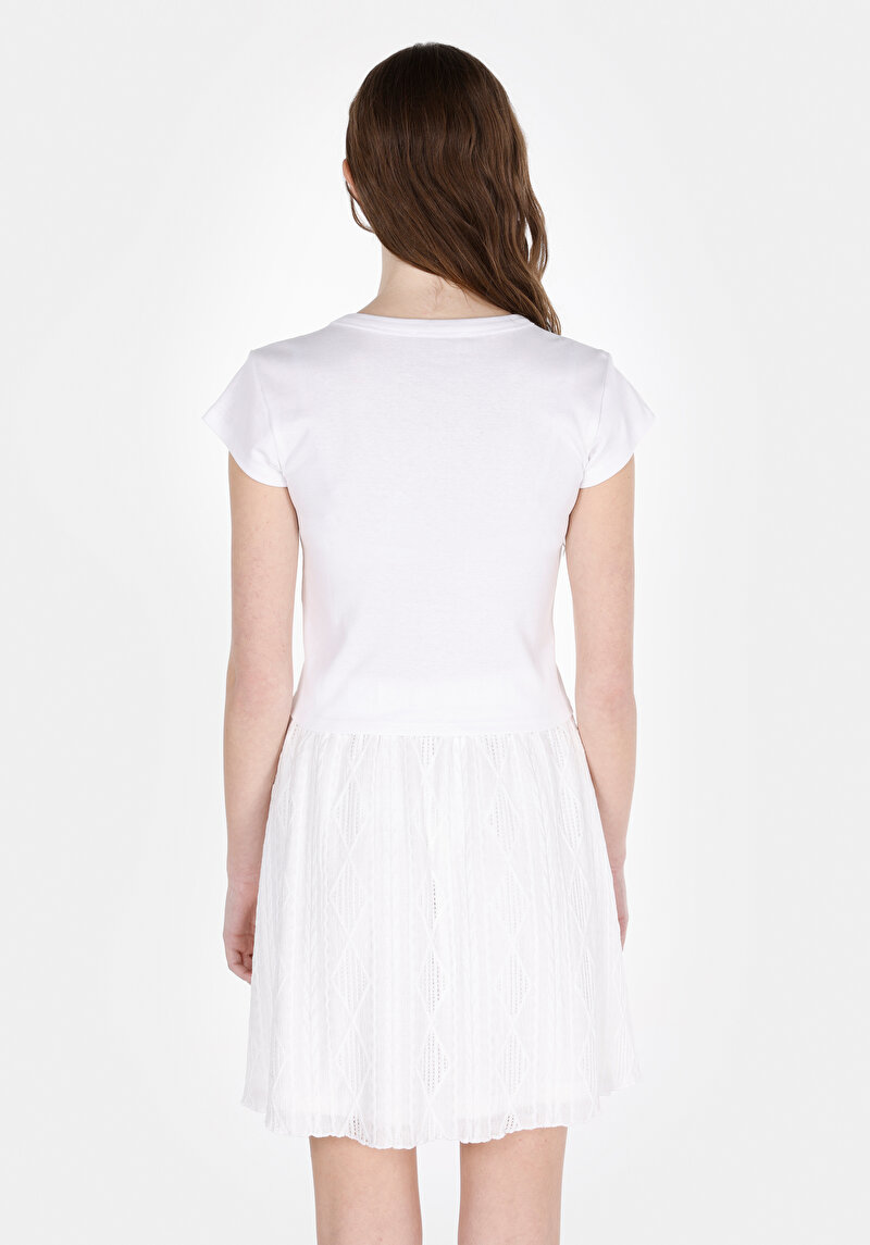 Показати інформацію про Футболка З Коротким Рукавом Жіноча Біла  Cl1072955