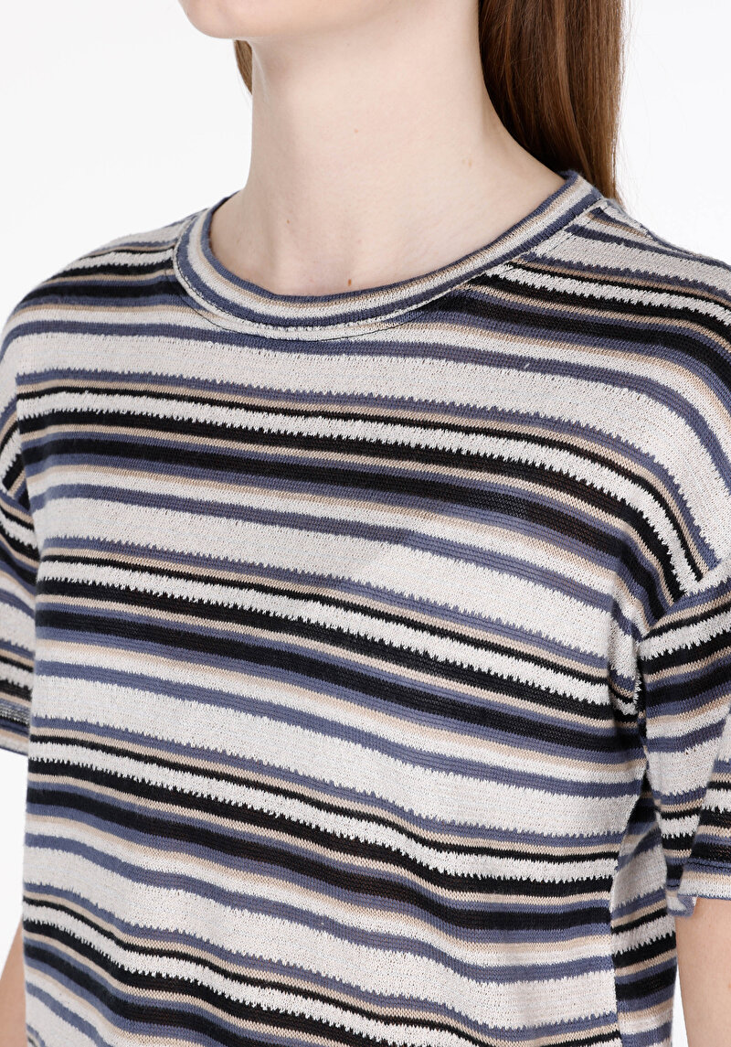 Показати інформацію про Футболка З Коротким Рукавом Жіноча Мультіколор  Cl1073157