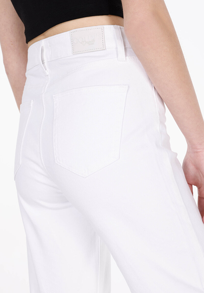 Показати інформацію про 793 Monica Джинси Жіночі Білі Класичного Крою Cl1074859