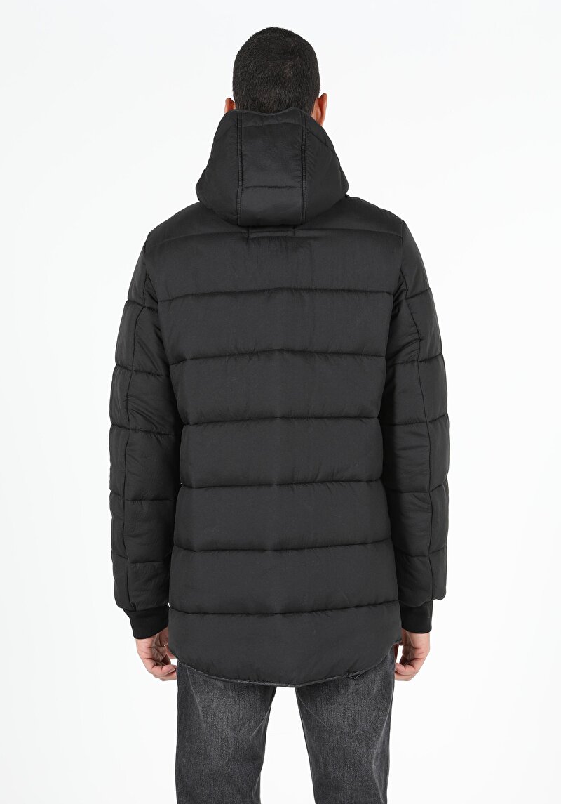 Показати інформацію про Пальто Чоловіче Хакі Класичного Крою Cl1050097