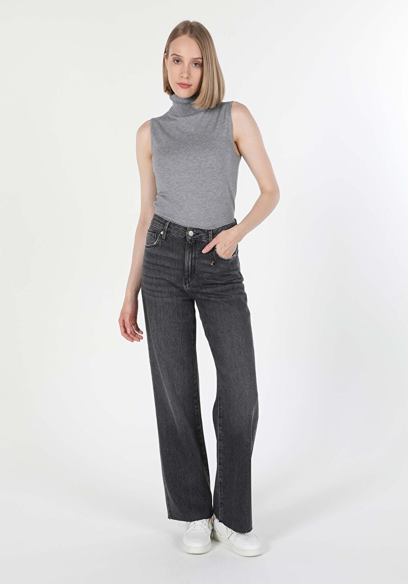 Показати інформацію про Светр Жіночий Сірий  Cl1060283